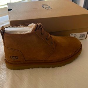UGG Neumel Lace up boots size 9